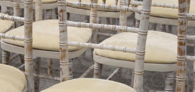 https://d1hcs5uofxldvl.cloudfront.net/chair-hire/article_additional/legal-firms-and-chair-hire6/legal-firms-and-chair-hire6-740x350.jpg - Chiavari pads keep colleagues comfy.